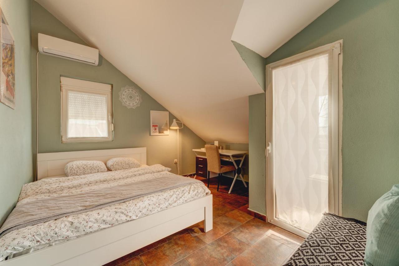 Q Podgorica Beds,Rooms And More Extérieur photo