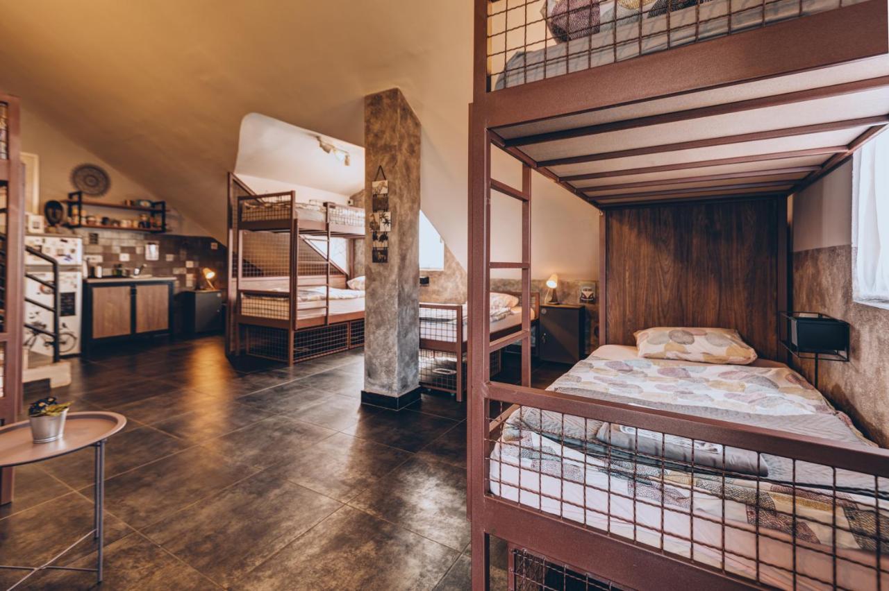 Q Podgorica Beds,Rooms And More Extérieur photo