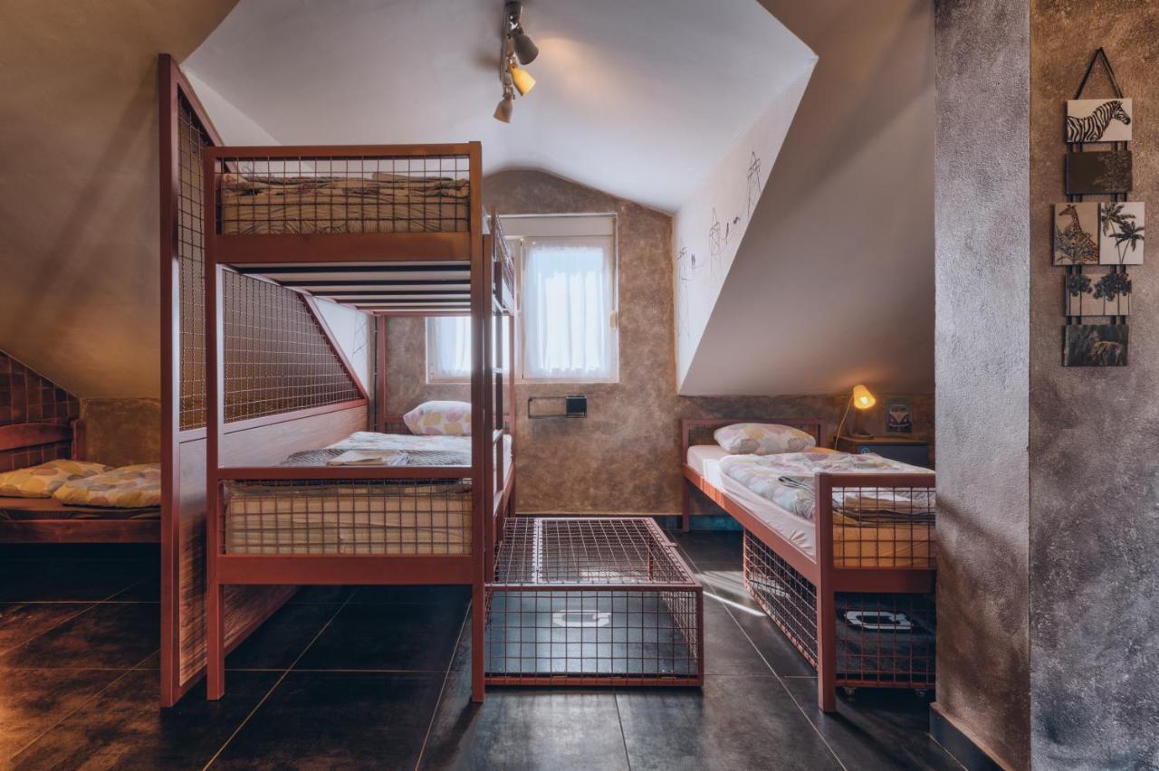 Q Podgorica Beds,Rooms And More Extérieur photo